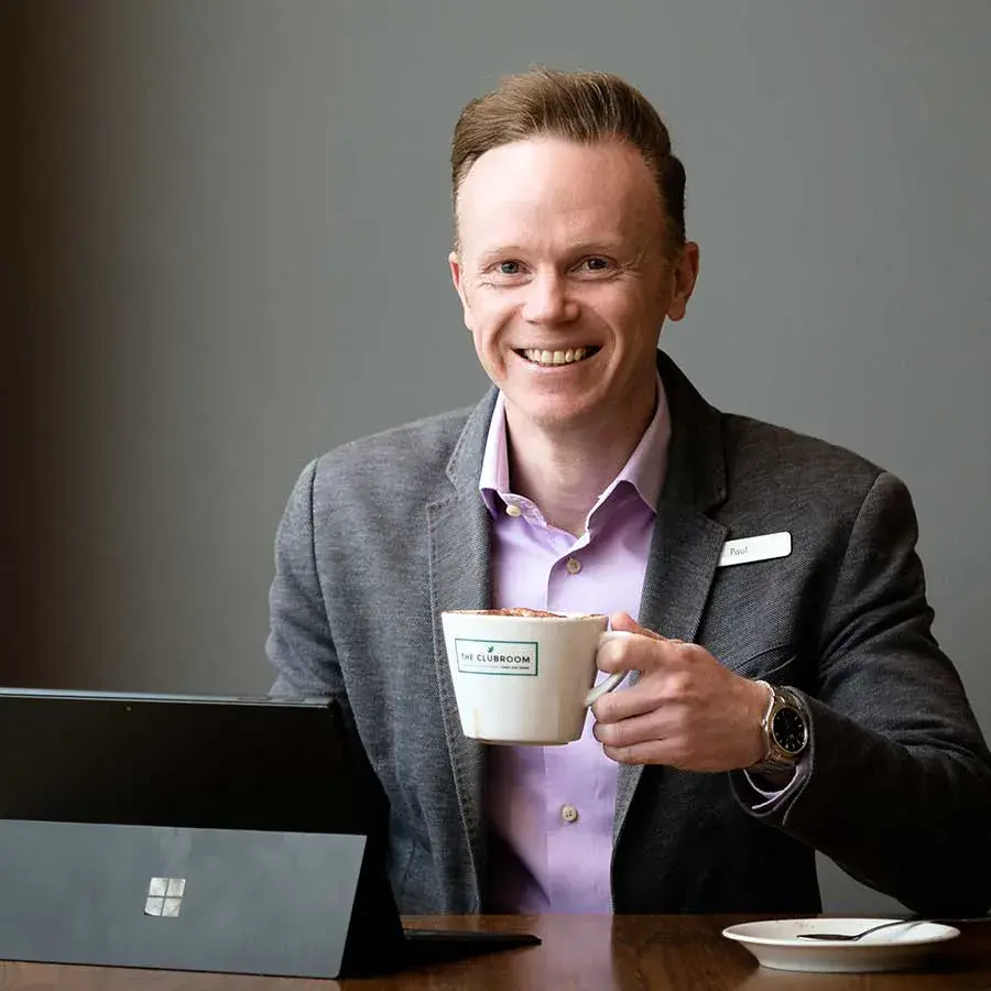 PROFESSIONAL HEADSHOTS