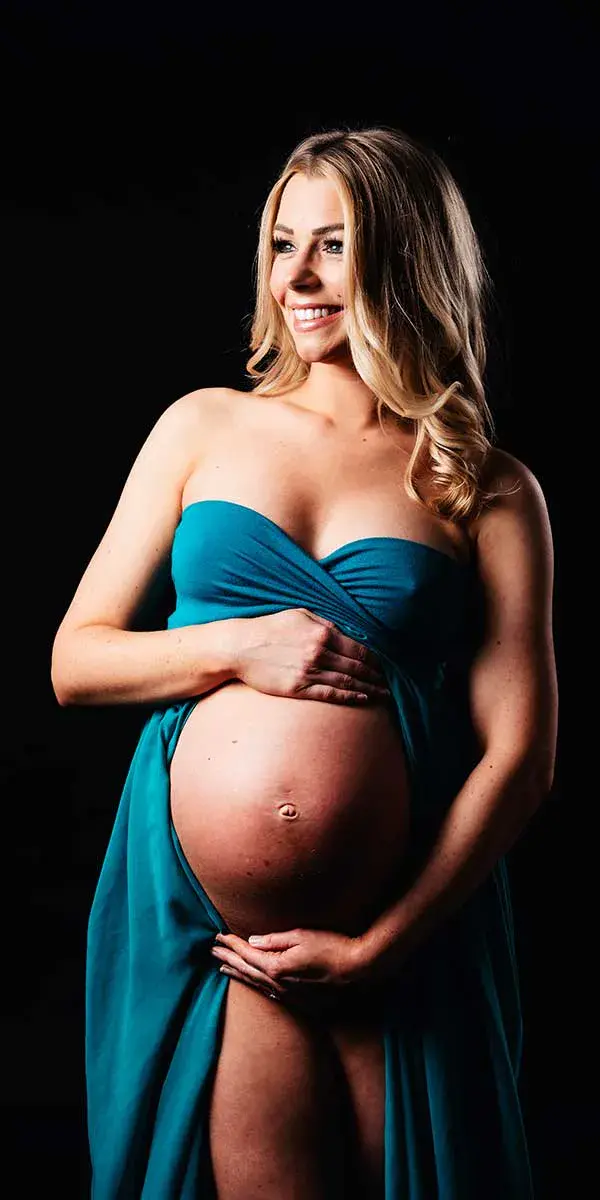 Maternity photoshoot in southend